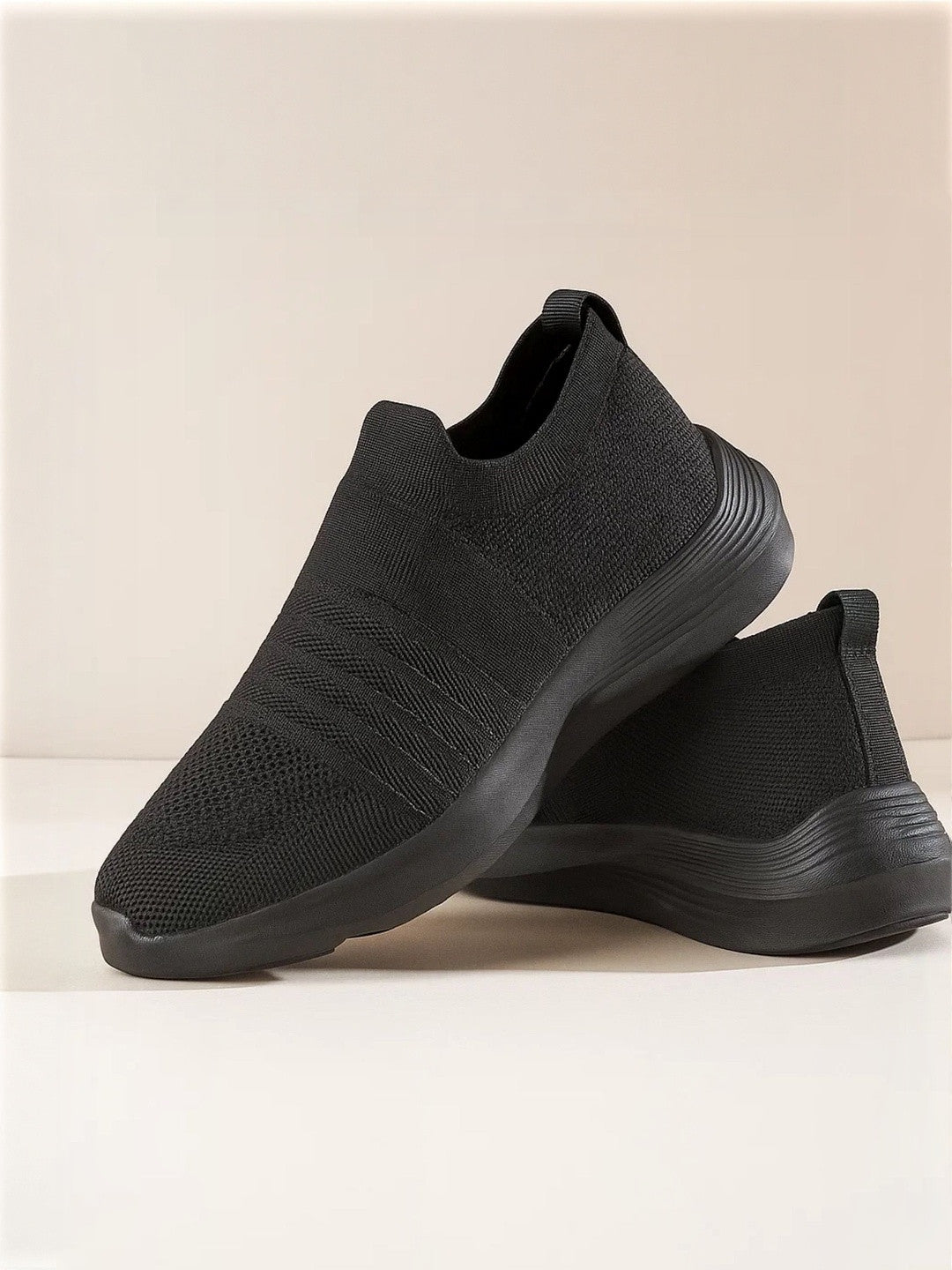 TRAVELKHUSHI Men Slip On Lightweight Casual Shoes  - Casual Shoes for Men 37120166 | Myntra - image 2